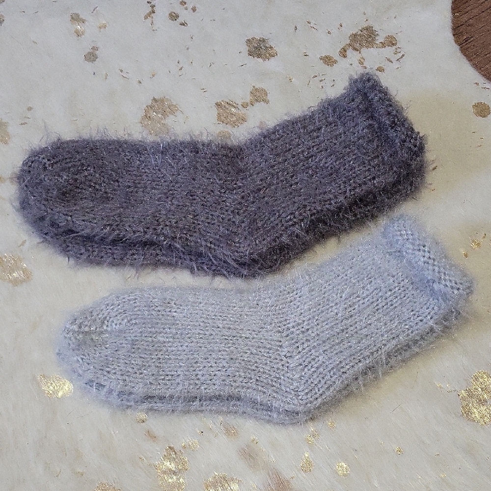 Cozy Knit Socks - Gray and Light Gray